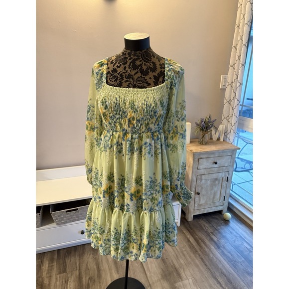 Taylor Tea Green Floral Tiered Dress Long Sheer Smocking Peasant Cottage Sz 4 - Picture 1 of 7